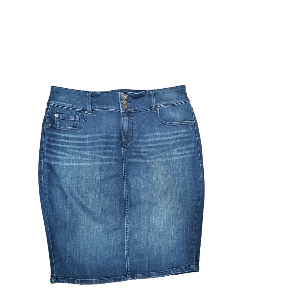 Torrid denim knee length pencil skirt size 16
